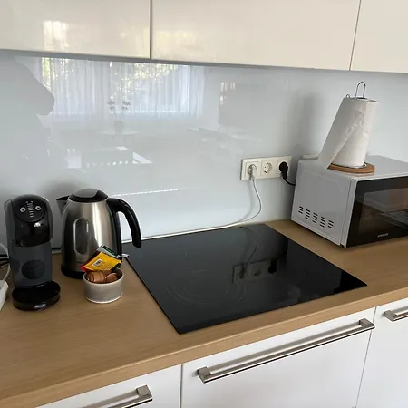 Appartement Spacious 56 M2 In The Quiet Center, Free Private Underground Parking & Self Check-in