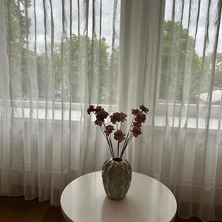 Appartement Spacious 56 M2 In The Quiet Center, Free Private Underground Parking & Self Check-in Riga